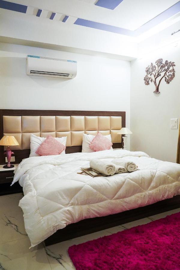 Lime Tree Service Apartment - Near Artemis Hospital ,Gurgaon Exterior photo