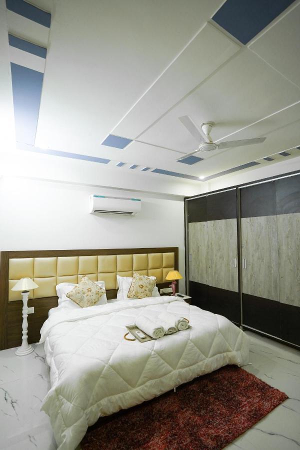 Lime Tree Service Apartment - Near Artemis Hospital ,Gurgaon Exterior photo