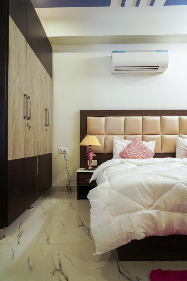 Lime Tree Service Apartment - Near Artemis Hospital ,Gurgaon Exterior photo