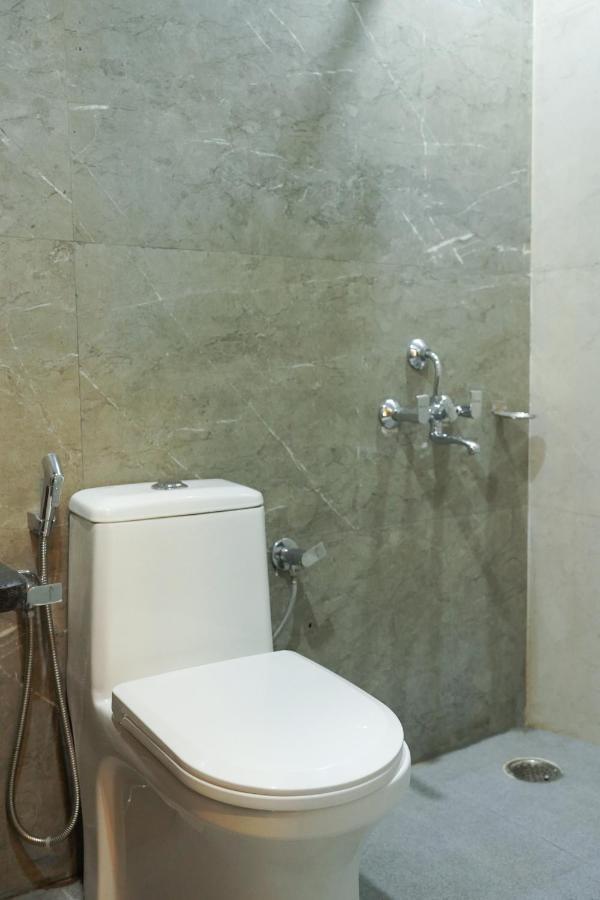 Lime Tree Service Apartment - Near Artemis Hospital ,Gurgaon Exterior photo